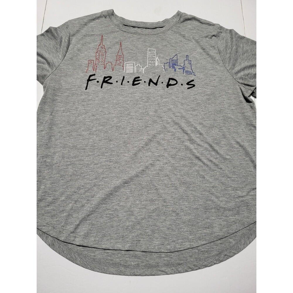 (#L6) Friends TV Show Skyline Graphic T-Shirt Size Women's XXL (19) Short Sleeve - Picture 3 of 8